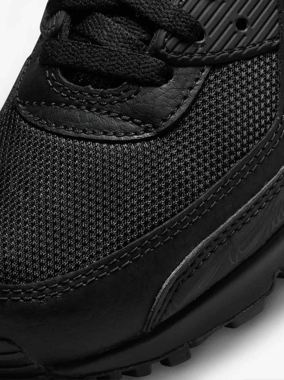 Nike Air Max Men's Black Low-Top Sneakers Size 11 New In Box.